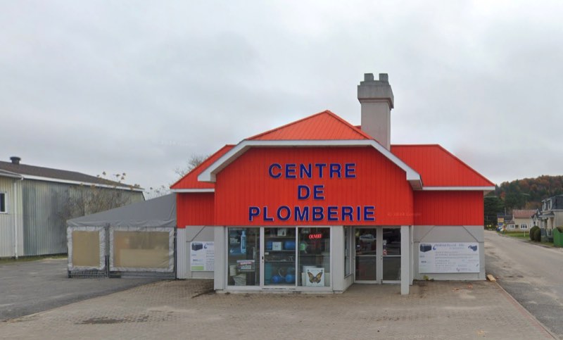 The Centre de plomberie store at 77 rue Principale, Chénéville